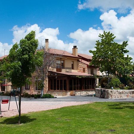 Hôtel Hospederia Gemma à La Lastrilla Extérieur photo